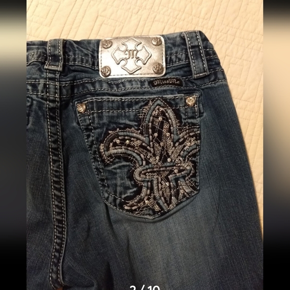 Miss Me 29 Mid-Rise Easy Boot Jeans Embellished & Embroidered with Silver Thread - Picture 6 of 10